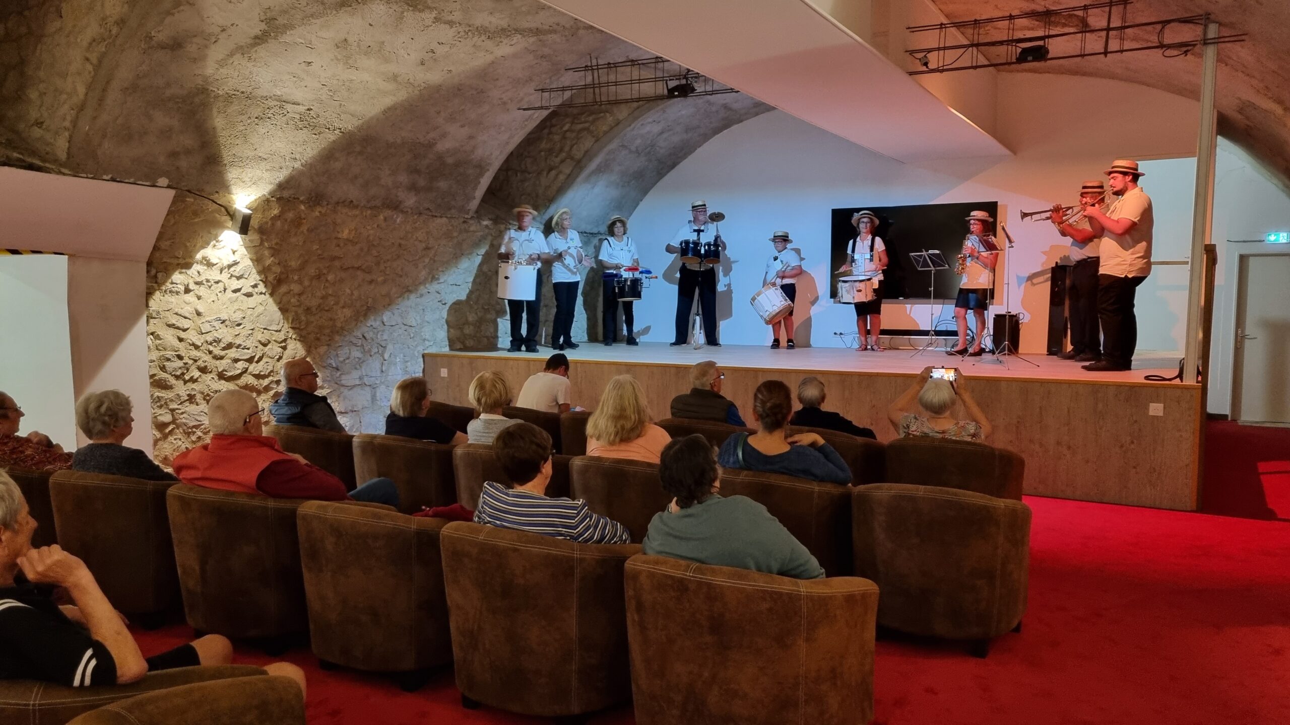 restaurant r&eacute;sidence s&eacute;nior